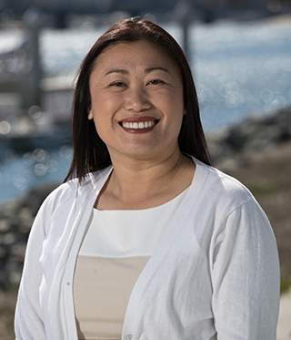 Janet Nguyen image